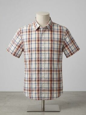GAP Men's Short Sleeve Plaid Button Up Shirt - Size XL